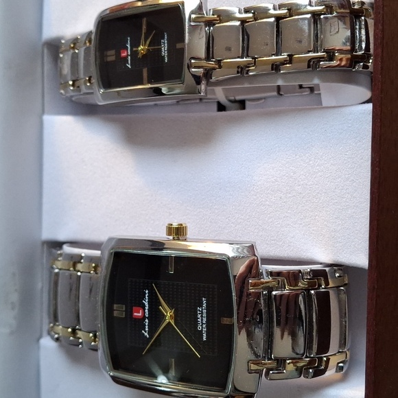 - Luis Cardini NWT watches his & hers, water resistant, stainless steel (W035) Luis Cardini NWT watches his & hers, water resistant  main image 4